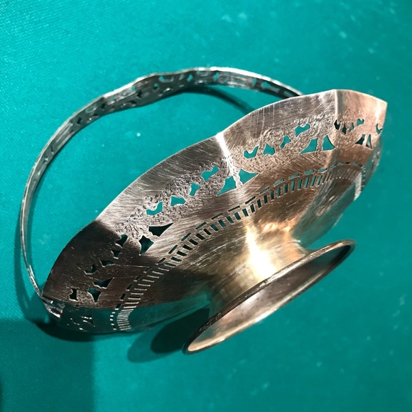 Apollo Sheffield Nickel Silver footed serving Tray with stationery handle #3204 - Picture 5 of 10